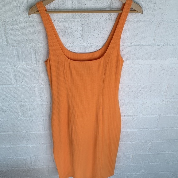 H:ours by Revolve Ribbed Orange Side Button Down Slit Bodycon Dress sz S - Picture 6 of 8